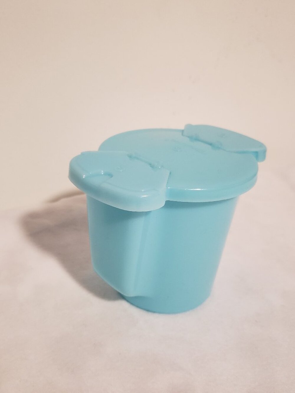 Vintage Tupperware Sugar Bowl millionaire Blue - 577-10